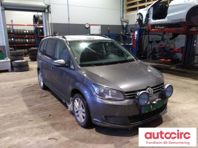 VW Touran 2010-2015 (Type I, Fase 3) , Motorkode: CAYC, Girkassekode: MLE