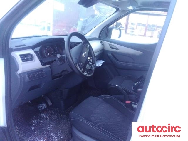 Maxus e-Deliver 3 2020-->> , Motorkode: TZ204XS85K05, Girkassekode: ...