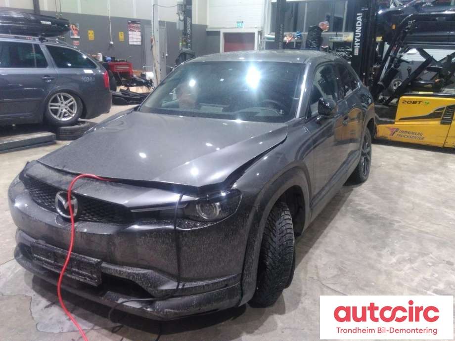 Mazda MX-30 2020-->> , Motorkode: MH01, Girkassekode: ....