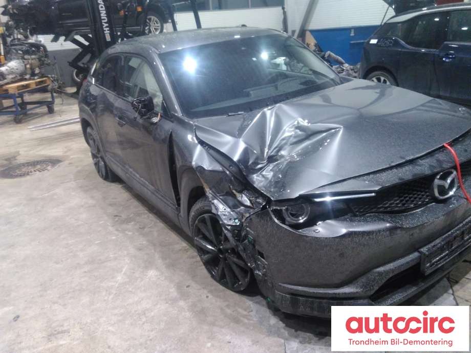 Mazda MX-30 2020-->> , Motorkode: MH01, Girkassekode: ....