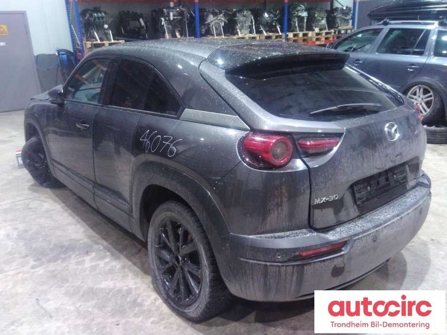Mazda MX-30 2020-->> , Motorkode: MH01, Girkassekode: ....