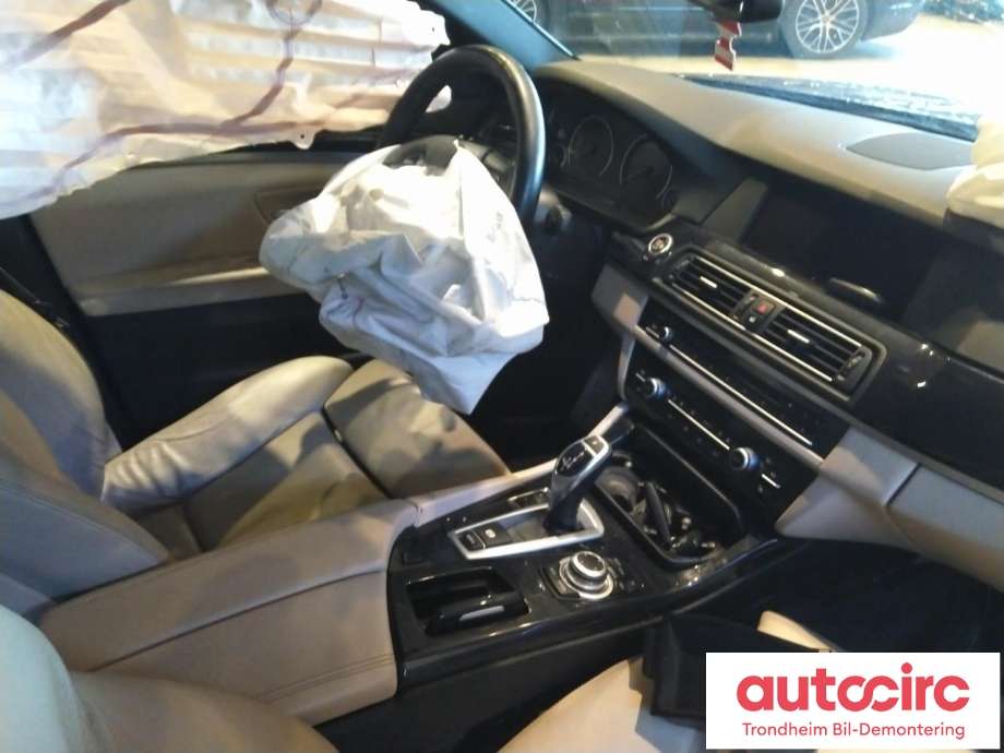 BMW 5-Serie 2010-2017 (F10/F11) (F10/F11), Motorkode: N55B30A, Girkassekode: GA8HP45Z