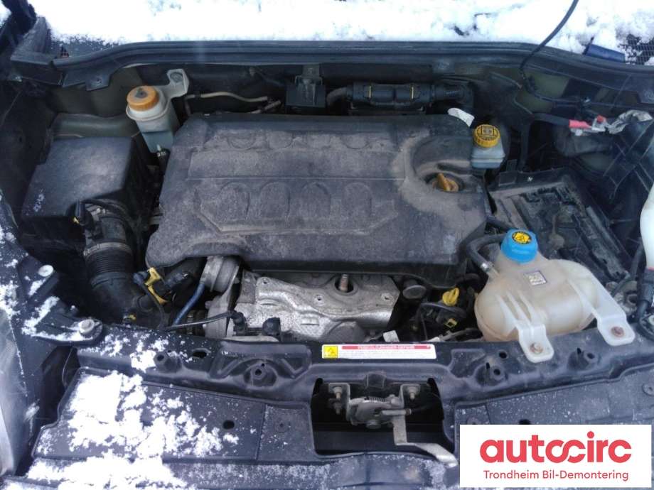Opel Combo D 2012-2018 , Motorkode: A16FDH, Girkassekode: MMJ