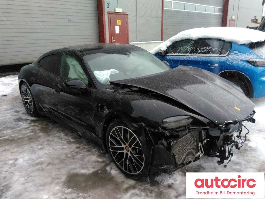Porsche Taycan 2019-->> , Motorkode: EBFA, Girkassekode: A0MEA
