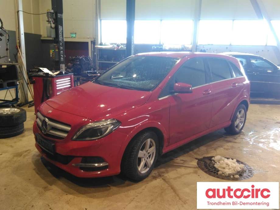 Mercedes B-Klasse, electric drive 2014-2018 (W242) (W242), Motorkode: EM0004, Girkassekode: A 242 340 34 01