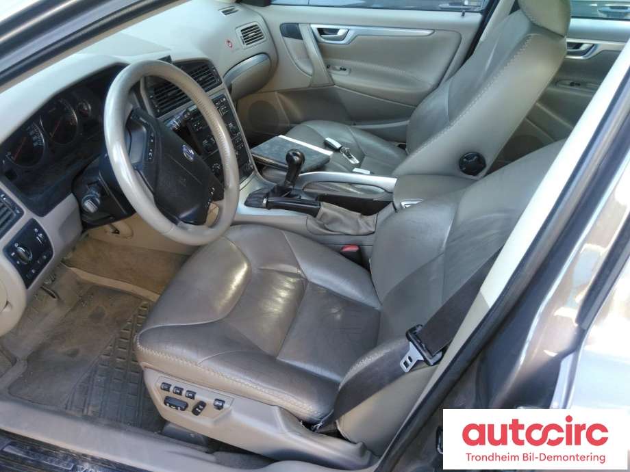 Volvo XC70 2005-2007 (Type I, Fase 2) , Motorkode: D5244T, Girkassekode: 