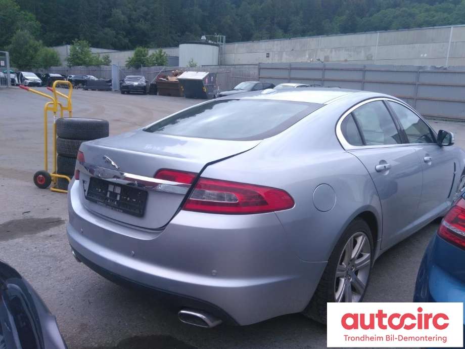Jaguar XF 2008-2015 (X250) (X250), Motorkode: AJD, Girkassekode: ...