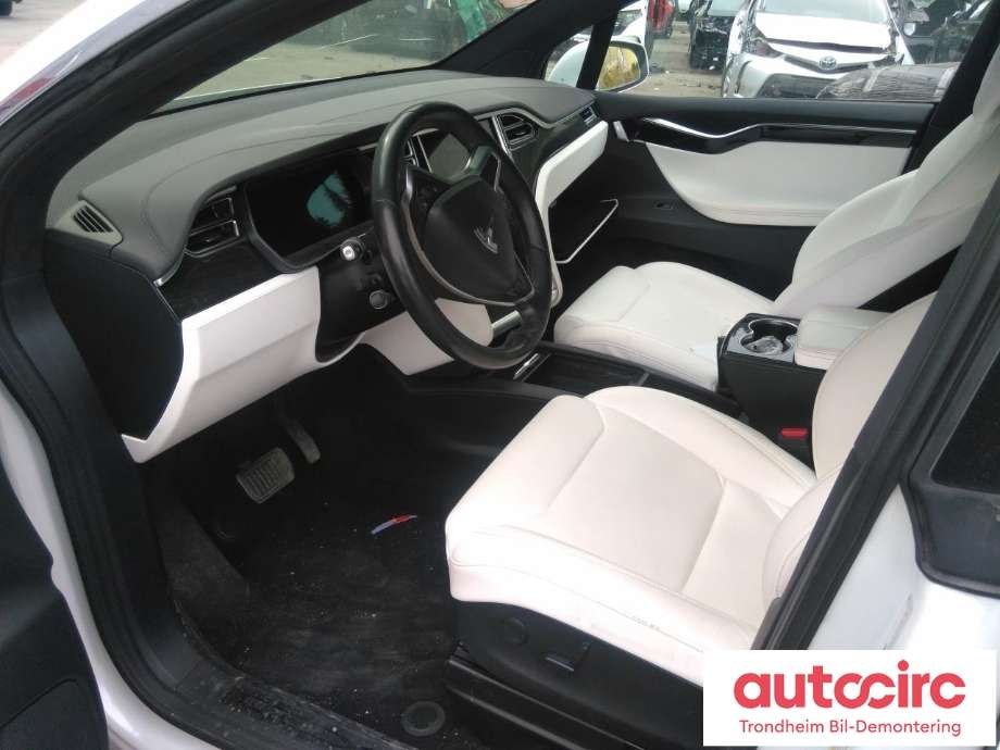 Tesla Model X 2016-->> , Motorkode: L2S|L2S, Girkassekode: ...