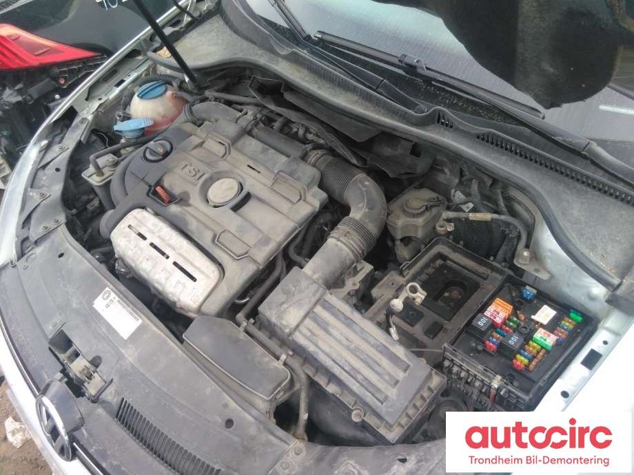 VW Golf VI 2008-2012 , Motorkode: CAVD, Girkassekode: LKP