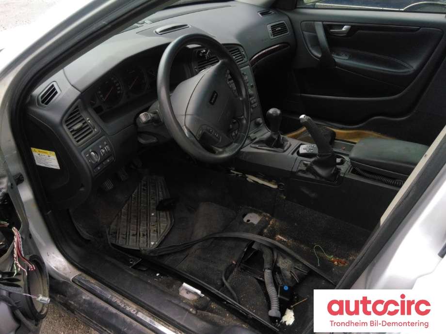 Volvo V70 2000-2004 (Type II, Fase 1) , Motorkode: D5244T, Girkassekode:
