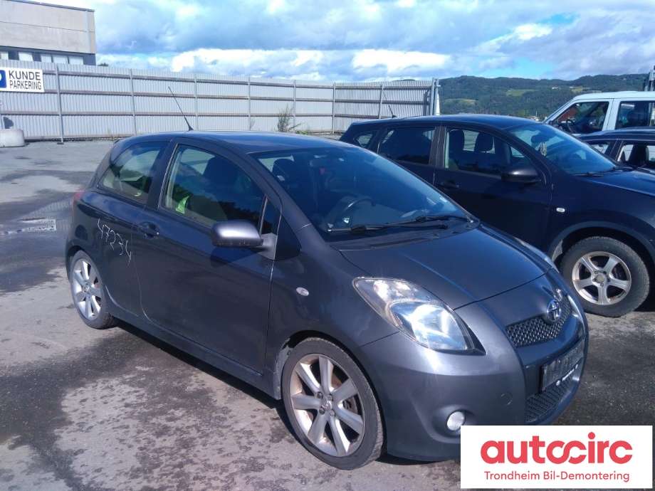 Toyota Yaris 2006-2009 (Type II, Fase 1) , Motorkode: 2ZR-FE, Girkassekode: ..