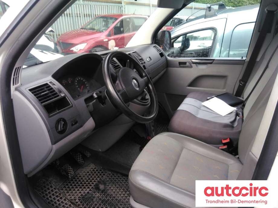 VW Transporter / Caravelle 2003-2009 (Fase 1) (T5) (T5), Motorkode: BNZ, Girkassekode: KLF