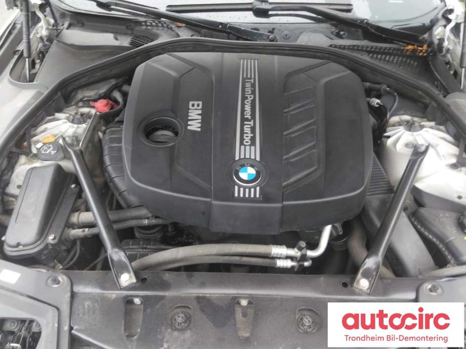 BMW 5-Serie 2010-2017 (F10/F11) (F10/F11), Motorkode: N47D20C, Girkassekode: GA8HP45Z - 4WD