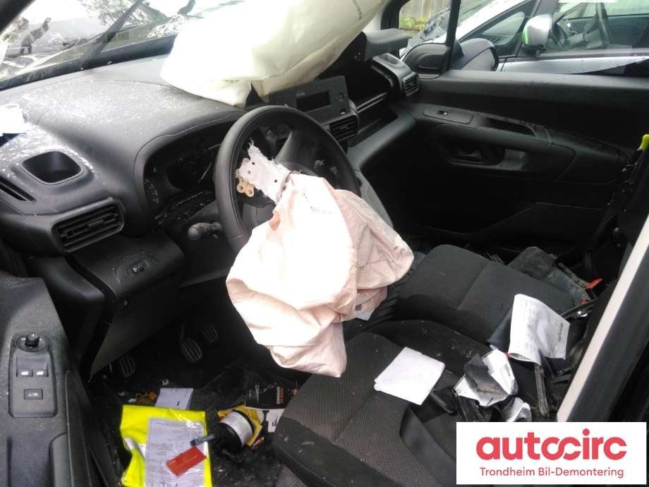Toyota Proace City 2020-->> , Motorkode: DV5RE, Girkassekode: ....