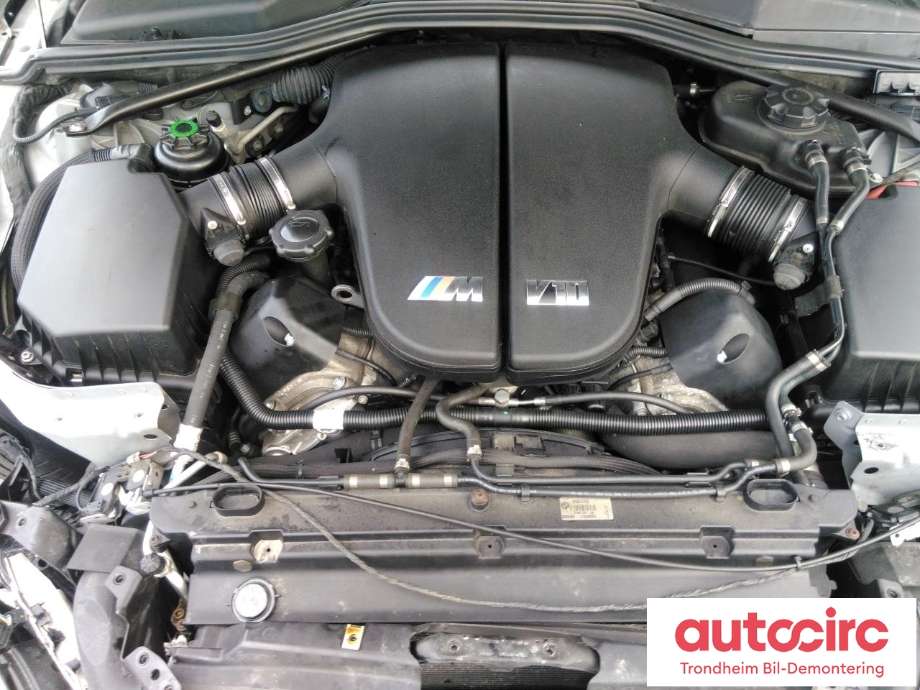 BMW M5 2005-2010 (E60) (E60), Motorkode: S85B50A, Girkassekode: GS7S47BG