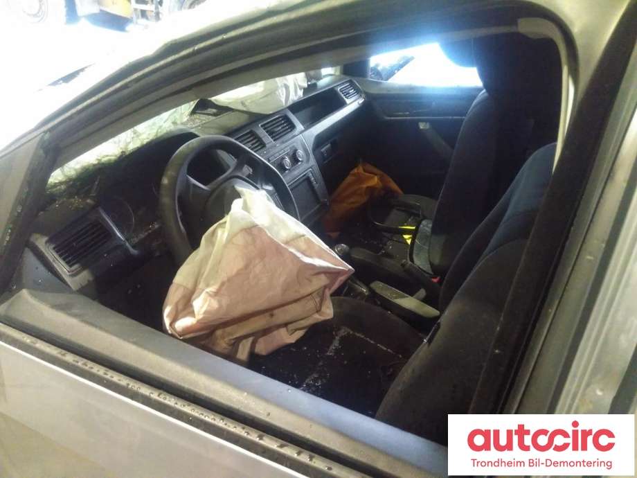 VW Caddy 2015-2020 (Type III, Fase 3) , Motorkode: DFSE, Girkassekode: TGF
