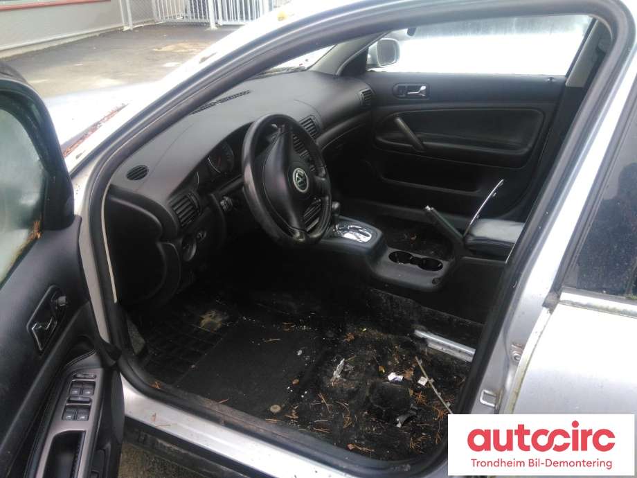 VW Passat 2001-2005 (B5,3BG) (B5,3BG), Motorkode: AKN, Girkassekode: FNM