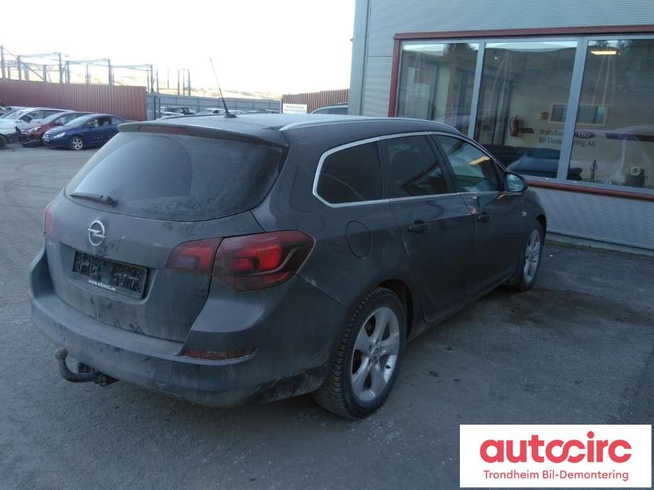 Opel Astra J 2010-2015 , Motorkode: A17DTR, Girkassekode: MZ4