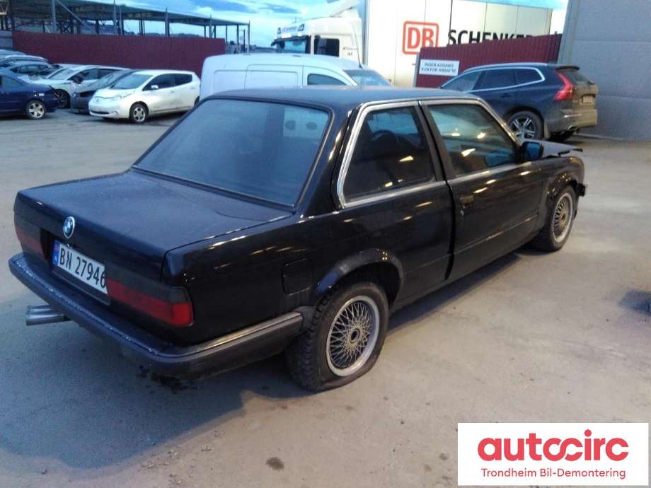 BMW 3-Serie 1983-1993 (E30) (E30), Motorkode: M20B20, Girkassekode: S5-16-THMH