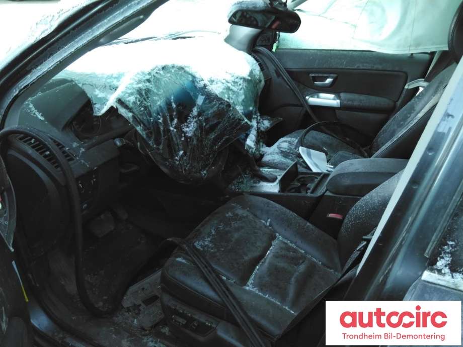 Volvo XC90 2002-2006 (Type I, Fase 1) , Motorkode: B5254T2, Girkassekode: 55-51SN