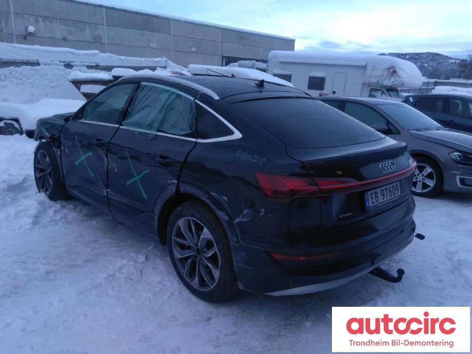 Audi e-tron 2018-->> , Motorkode: EAS|EAW, Girkassekode: ..