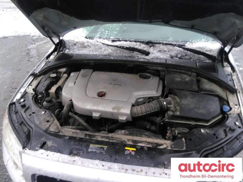 Volvo V70 2007-2013 (Type III, Fase 1) , Motorkode: D5244T5, Girkassekode: 6-MAN 2WD / M66
