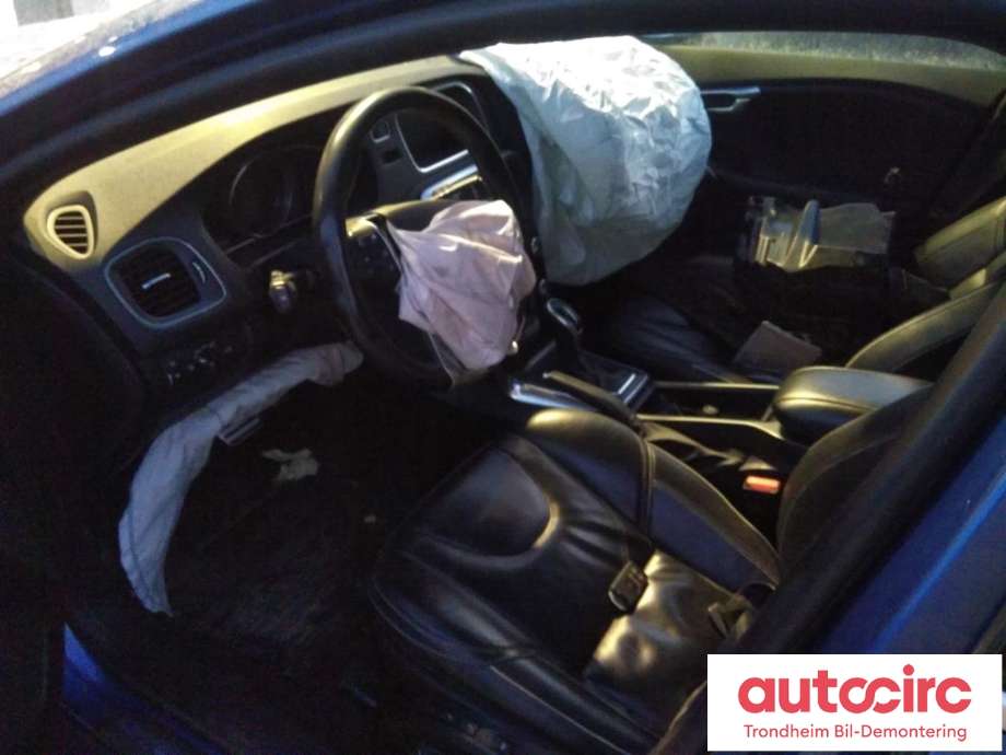 Volvo V40 2012-2019 , Motorkode: D4204T8, Girkassekode: TF-71SC