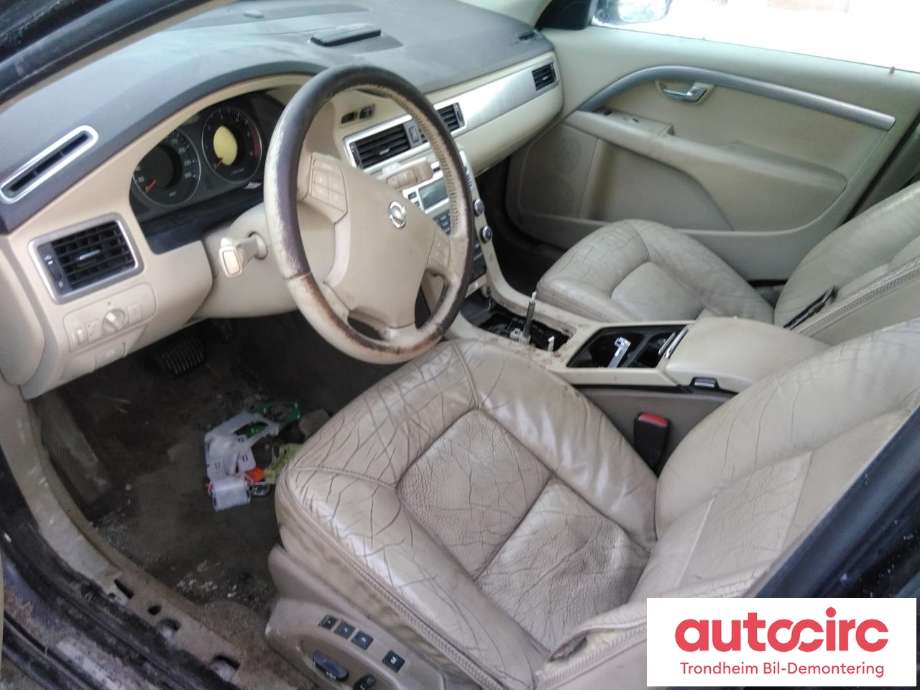 Volvo XC70 2008-2013 (Type II, Fase 1) , Motorkode: D5244T(4), Girkassekode: TF-80SC AWD