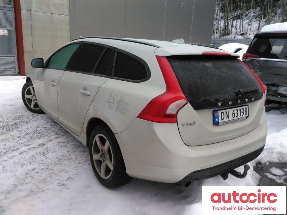 Volvo V60 2010-2013 (Type I, Fase 1) , Motorkode: D4162T, Girkassekode: 6-MAN 2WD / MMT6