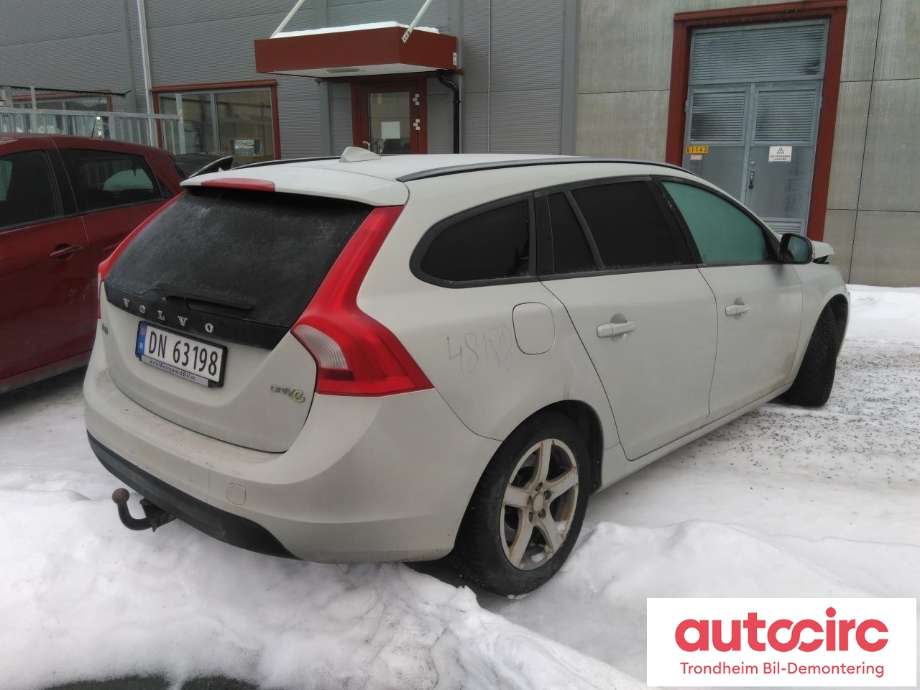 Volvo V60 2010-2013 (Type I, Fase 1) , Motorkode: D4162T, Girkassekode: 6-MAN 2WD / MMT6