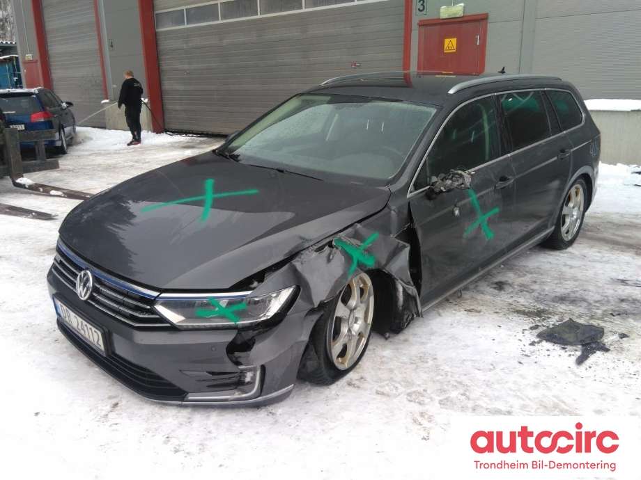 VW Passat 2015-2019 (Fase 1) (B8) (B8), Motorkode: CUKC, Girkassekode: RXG