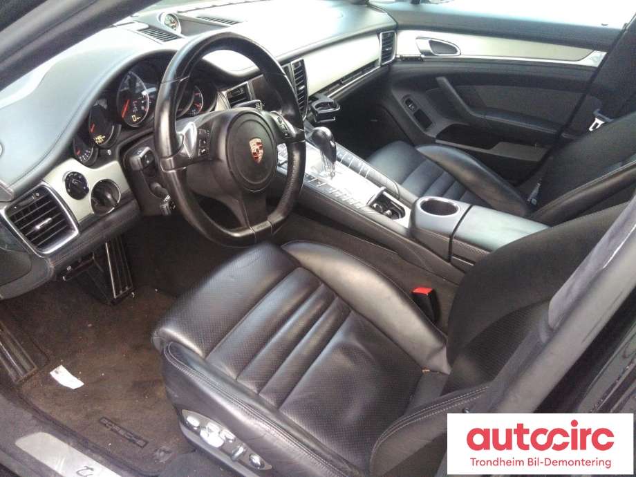 Porsche Panamera 2009-2017 (Type I) (970) (970), Motorkode: M48.70, Girkassekode: C7050