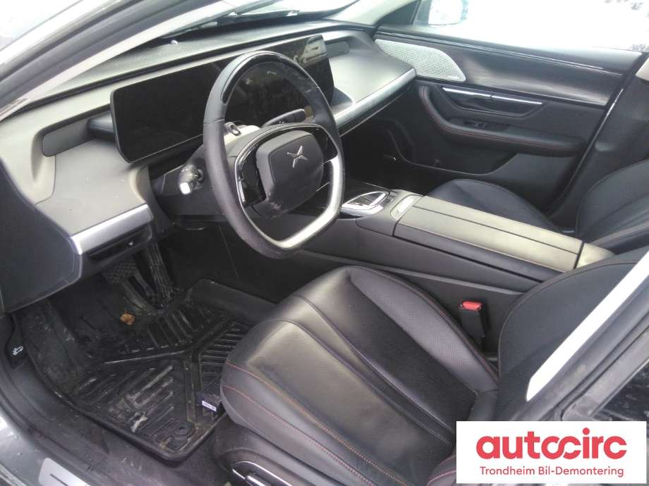 XPeng P7 2021-->> , Motorkode: TZ220XS529 OG TZ220XS701, Girkassekode: ...