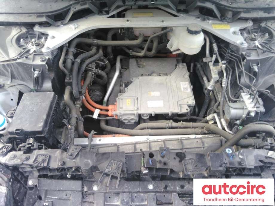 XPeng P7 2021-->> , Motorkode: TZ220XS529 OG TZ220XS701, Girkassekode: ...