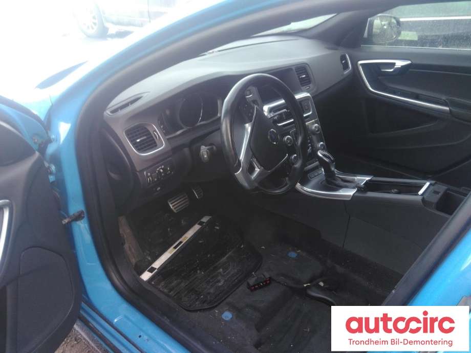 Volvo V60/V60 CC 2013-2018 (Type I, Fase 2) , Motorkode: D5244T15, Girkassekode: TF-80SD