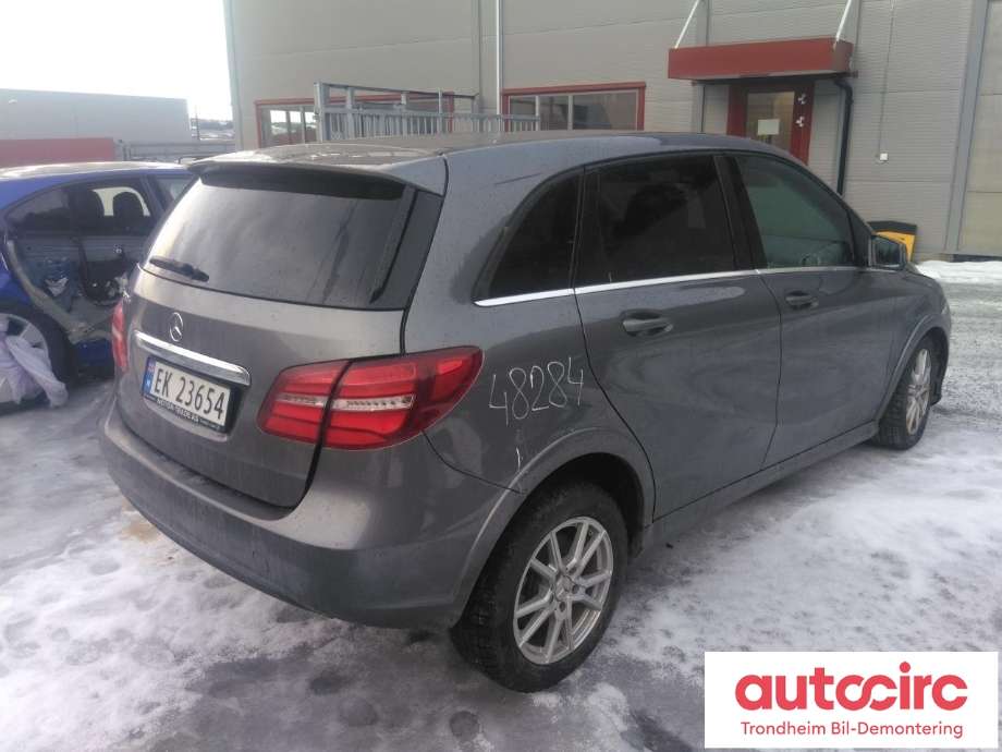 Mercedes B-Klasse, electric drive 2014-2018 (W242) (W242), Motorkode: EM0004, Girkassekode: A 242 340 34 01