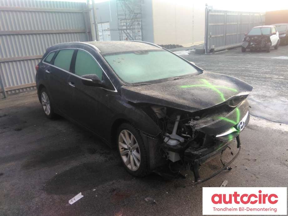 Hyundai i40 2012-2017 , Motorkode: D4FD, Girkassekode: 45000 3BEH0