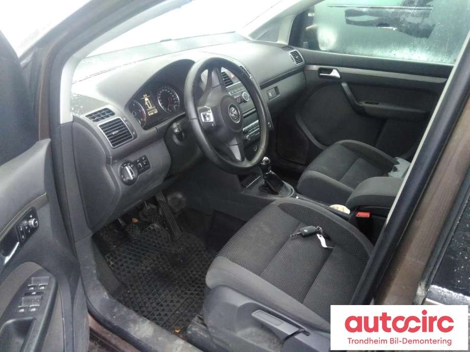 VW Touran 2010-2015 (Type I, Fase 3) , Motorkode: CAYC, Girkassekode: MFR