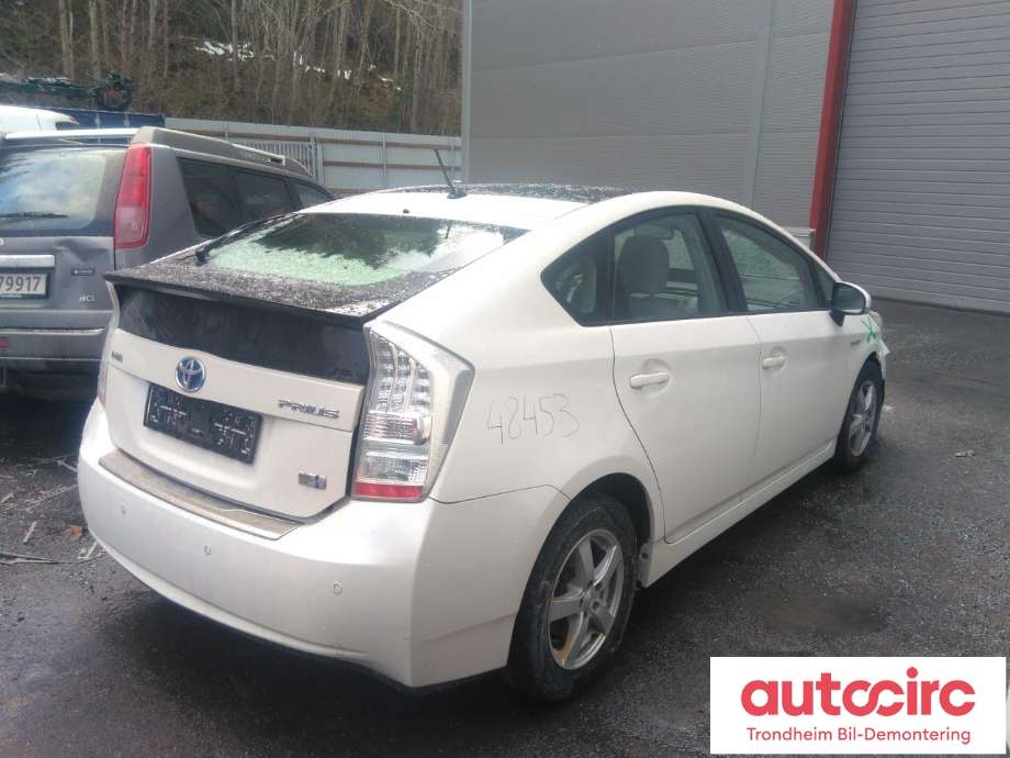 Toyota Prius 2009-2016 (Type III) (COMBI) (COMBI), Motorkode: 2ZR-FXE, Girkassekode: 3090047060