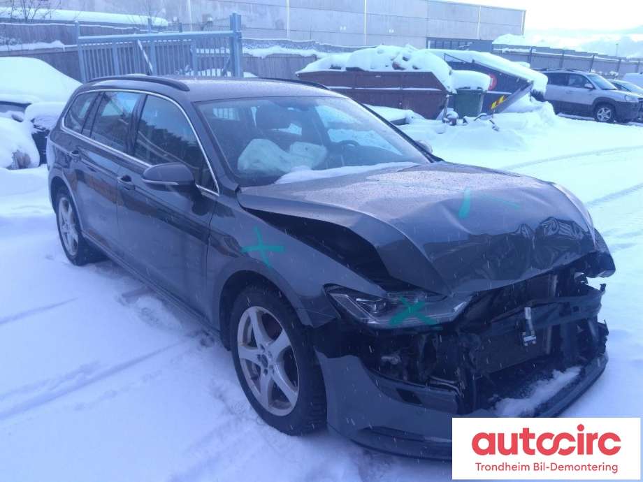 VW Passat 2015-2019 (Fase 1) (B8) (B8), Motorkode: CRLB, Girkassekode: PZN