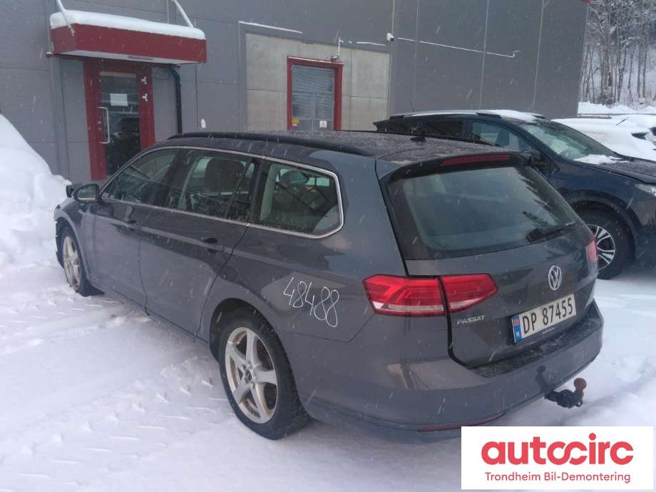 VW Passat 2015-2019 (Fase 1) (B8) (B8), Motorkode: CRLB, Girkassekode: PZN