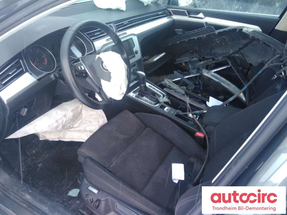 VW Passat 2015-2019 (Fase 1) (B8) (B8), Motorkode: CRLB, Girkassekode: PZN