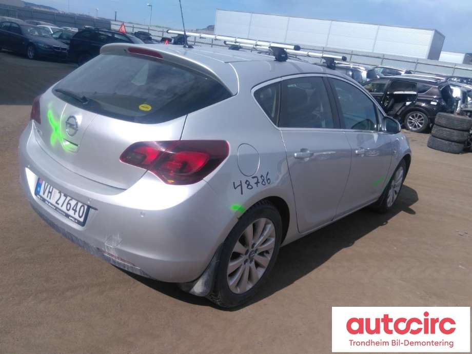 Opel Astra J 2010-2015 , Motorkode: A16XER, Girkassekode: 