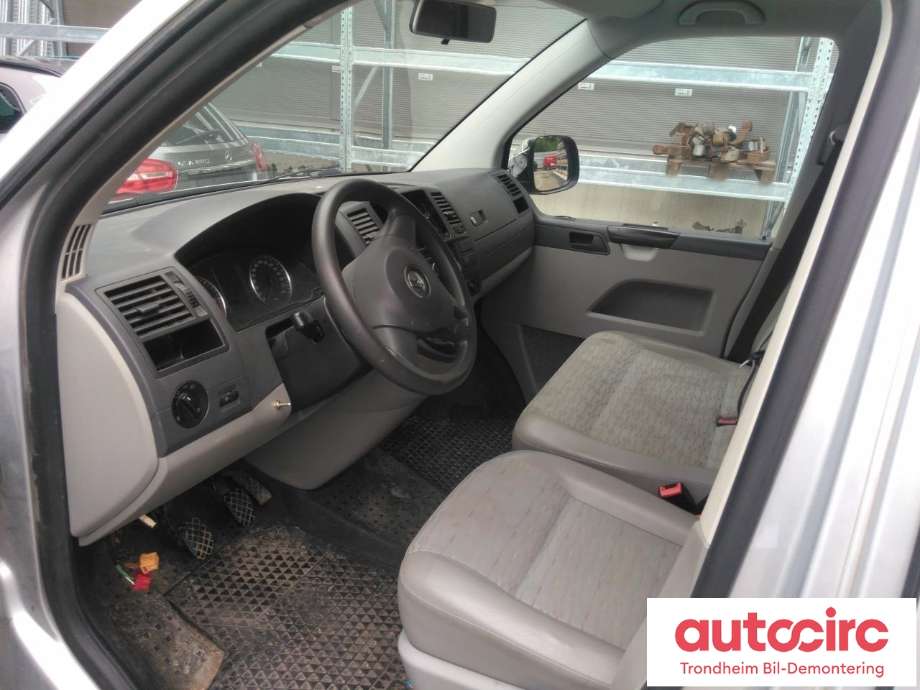 VW Transporter / Caravelle 2009-2015 (Fase 2) (T5) (T5), Motorkode: CAAC, Girkassekode: KQK