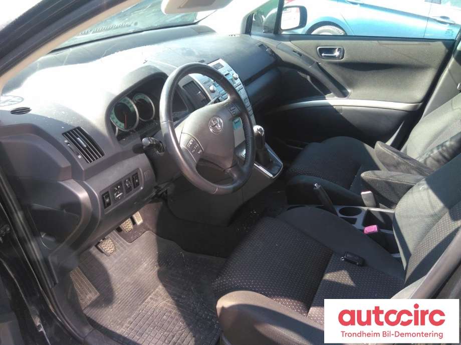 Toyota Verso 2004-2009 (Type II) , Motorkode: 2AD-FTV, Girkassekode: 3030064030