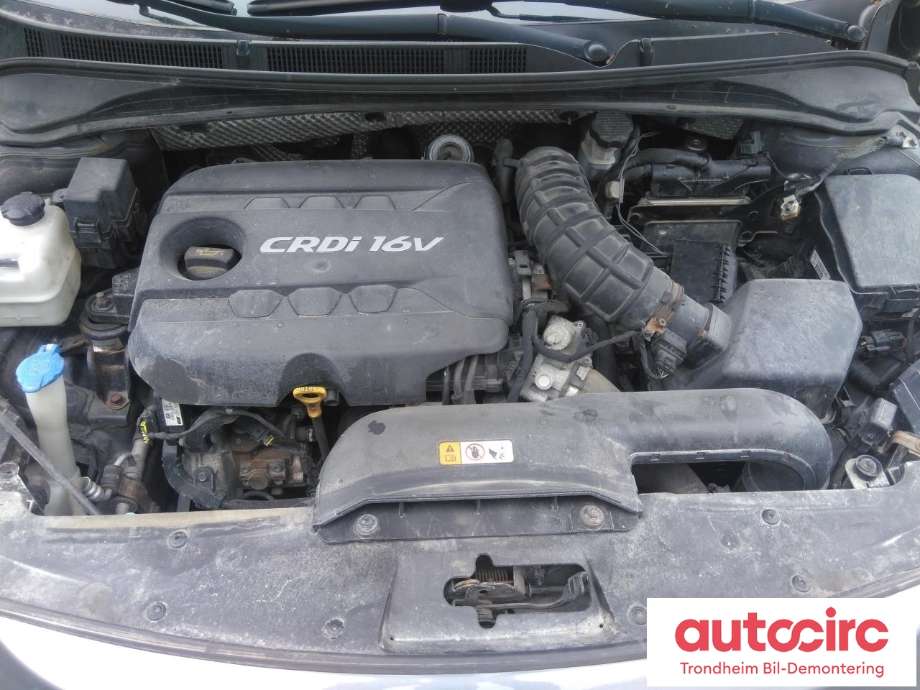 Hyundai i40 2012-2017 , Motorkode: D4FD, Girkassekode: 4300024A30