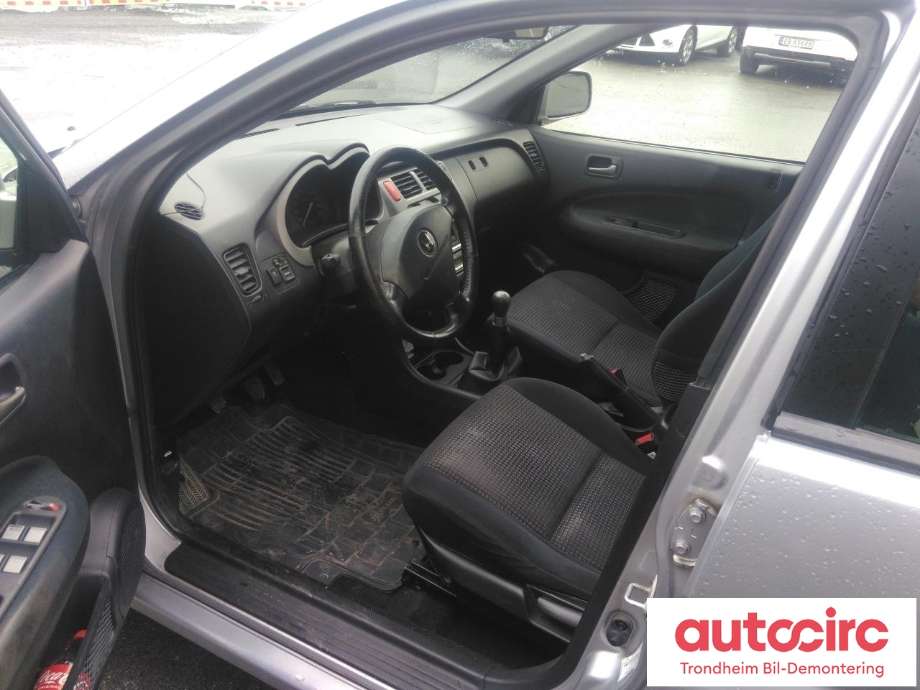 Honda HR-V 1999-2006 (Type I) , Motorkode: D16W1, Girkassekode: 