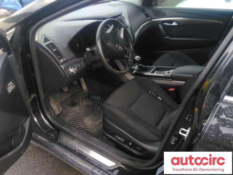 Hyundai i40 2012-2017 , Motorkode: D4FD, Girkassekode: 4300024A30