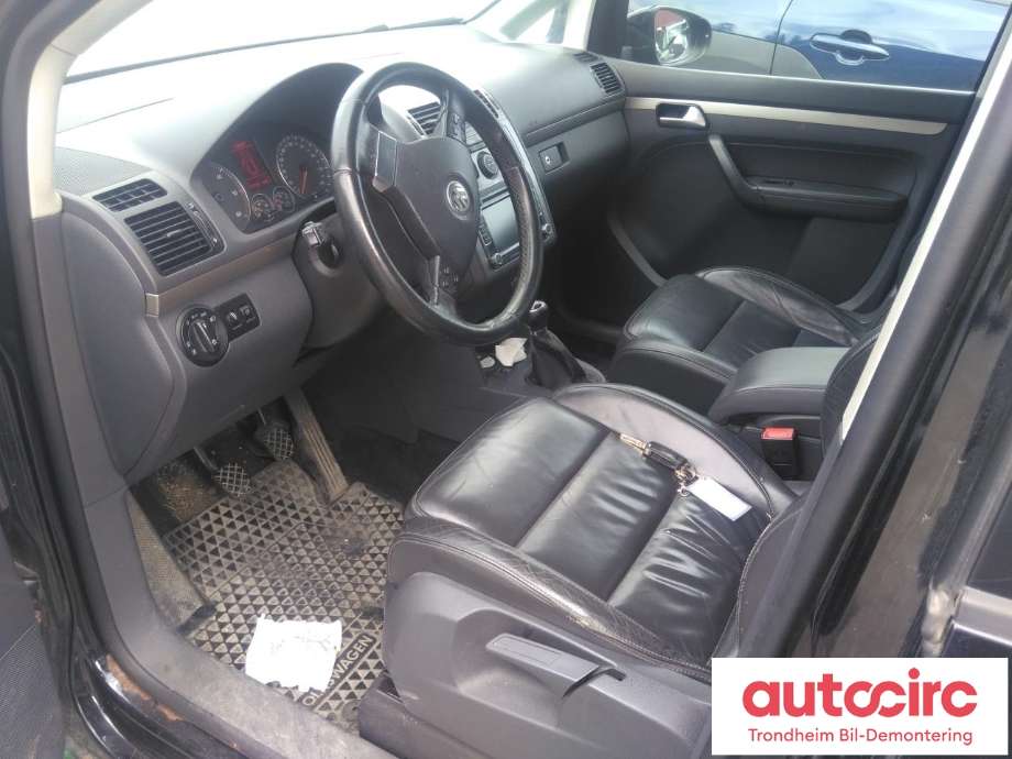 VW Touran 2007-2010 (Type I, Fase 2) , Motorkode: BLS, Girkassekode: LKA