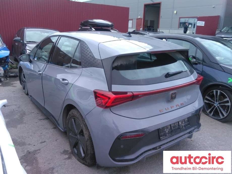 Cupra Born 2022-->> , Motorkode: EBJC, Girkassekode: UYY